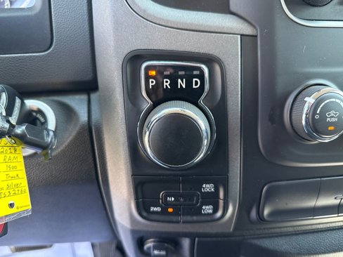 Used 2018 RAM 1500 Express image 30