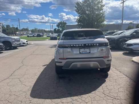 Used 2020 Land Rover Range Rover Evoque S image 11