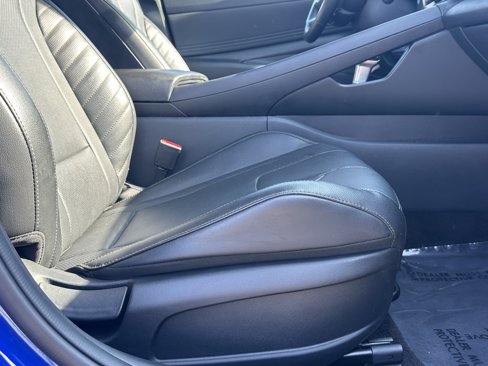 Used 2022 Hyundai Elantra Limited w/ Cargo Package image 17
