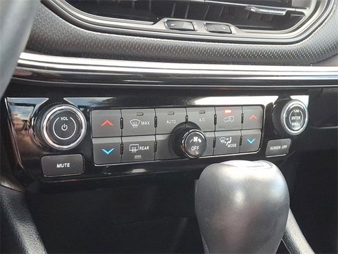 Used 2022 Jeep Compass Altitude w/ Sun and Sound Group image 17