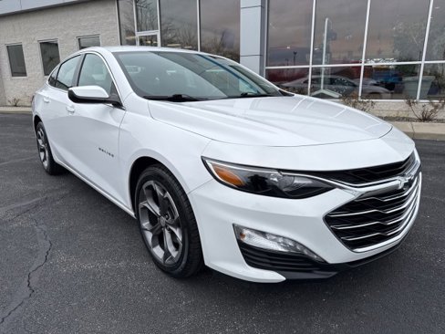 Used 2020 Chevrolet Malibu LT image 1