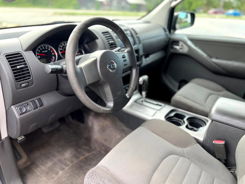 Used 2011 Nissan Pathfinder S w/ Protection Pkg image 16