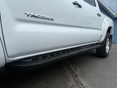 Used 2013 Toyota Tacoma 4x4 Double Cab image 12