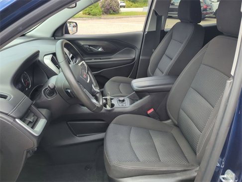 Certified 2022 GMC Terrain SLE w/ Driver Convenience Package image 19