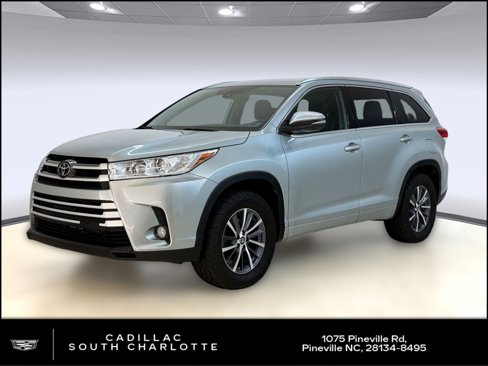 Used 2018 Toyota Highlander XLE image 1
