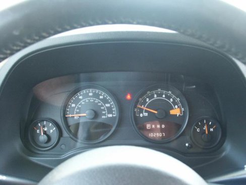 Used 2016 Jeep Patriot 75th Anniversary w/ Power Value Group image 10