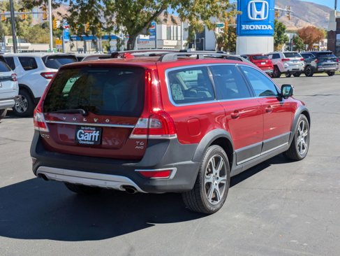 Used 2015 Volvo XC70 T6 Platinum w/ Protection Package image 3