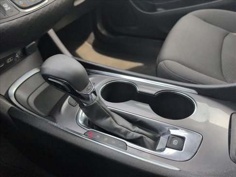 Used 2023 Chevrolet Malibu LT image 14