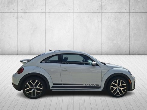 Used 2017 Volkswagen Beetle 1.8T Dune image 6