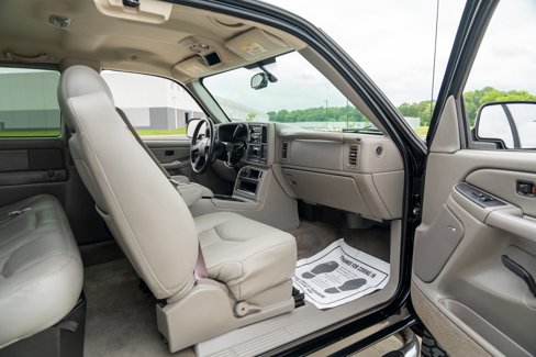 Used 2004 Chevrolet Silverado 2500 LS w/ Skid Plate Package image 28