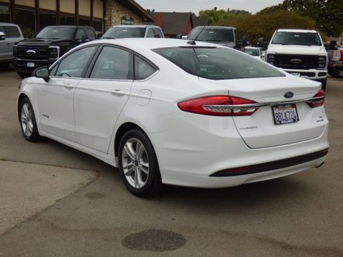 Used 2018 Ford Fusion SE image 18