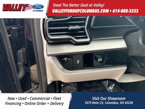 Used 2023 Kia Sportage EX image 12