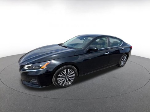 Used 2023 Nissan Altima 2.5 SV image 8