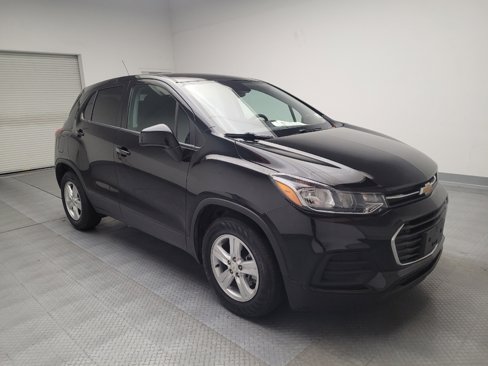 Used 2020 Chevrolet Trax LS w/ Tint and Cruise Package image 13