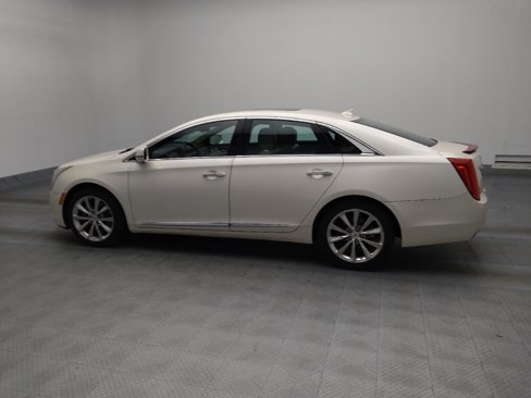 Used 2013 Cadillac XTS Premium image 3