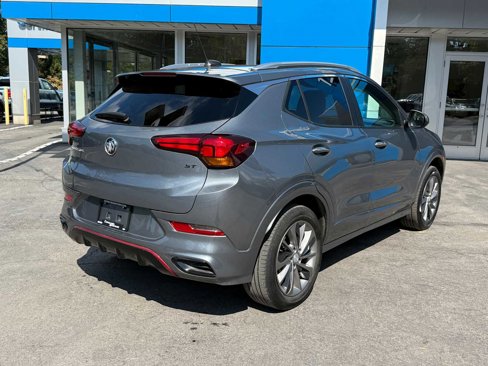 Used 2022 Buick Encore GX Select w/ Sport Touring Package image 5