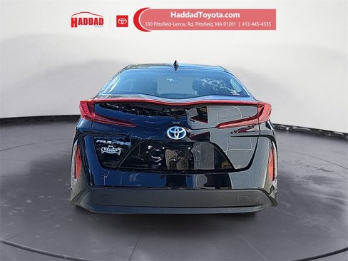 Used 2022 Toyota Prius Prime LE image 4