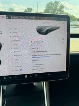 Used 2018 Tesla Model 3 Long Range image 14