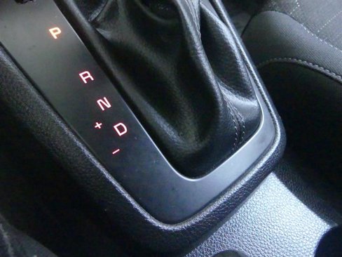 Used 2021 Kia Rio LX image 12