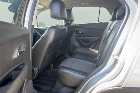 Used 2018 Chevrolet Trax LT w/ LT Convenience Package image 6