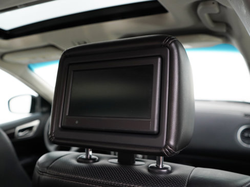 Used 2013 Nissan Pathfinder Platinum w/ Platinum Premium Pkg image 12