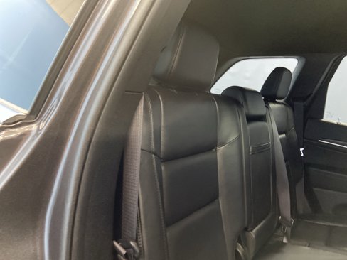 Used 2021 Jeep Grand Cherokee Limited image 40