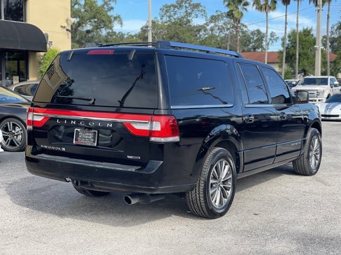 Used 2016 Lincoln Navigator L Select image 13