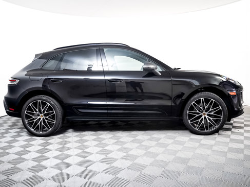 Certified 2023 Porsche Macan Turbo image 9