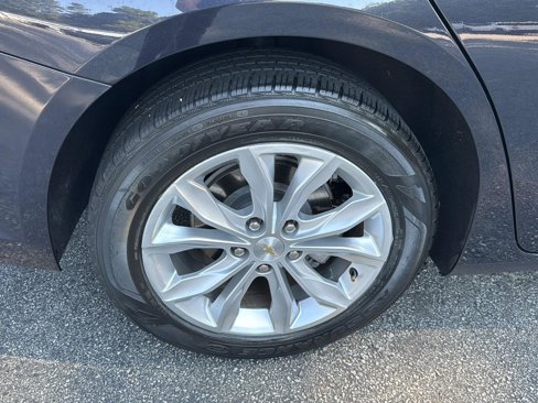 Used 2023 Chevrolet Malibu LT image 32