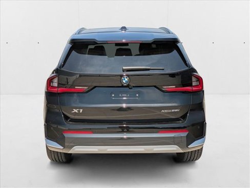 New 2025 BMW X1 xDrive28i w/ Convenience Package image 8
