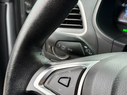 Used 2023 Ford Edge SEL image 32