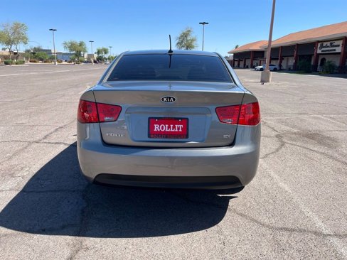 Used 2012 Kia Forte EX image 7