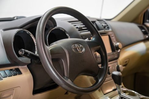 Used 2010 Toyota Highlander 2WD image 27