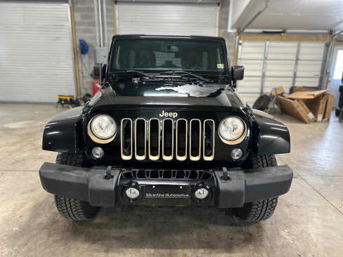 Used 2014 Jeep Wrangler Unlimited Sahara image 8