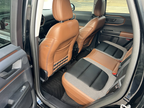 Used 2024 Ford Bronco Sport Outer Banks w/ Tech Package image 17