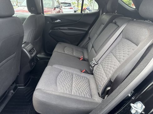 Used 2018 Chevrolet Equinox LT image 22