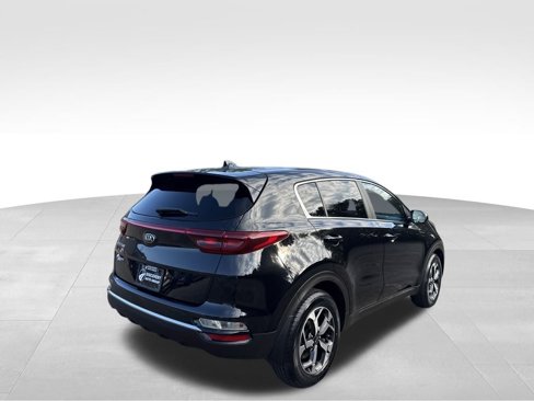 Used 2022 Kia Sportage LX image 6