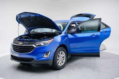 Used 2019 Chevrolet Equinox LS w/ LS Convenience Package image 17