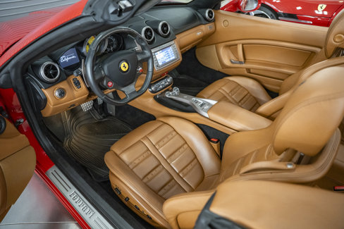 Used 2011 Ferrari California image 29