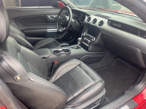 Used 2022 Ford Mustang Premium w/ Equipment Group 201A image 7
