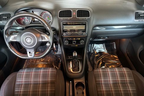 Used 2012 Volkswagen GTI 4-Door image 13