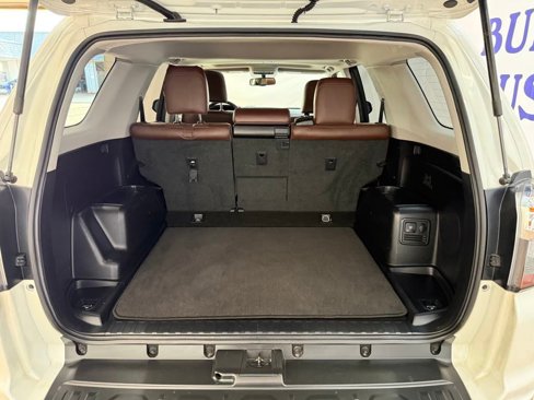 Used 2017 Toyota 4Runner Limited image 11