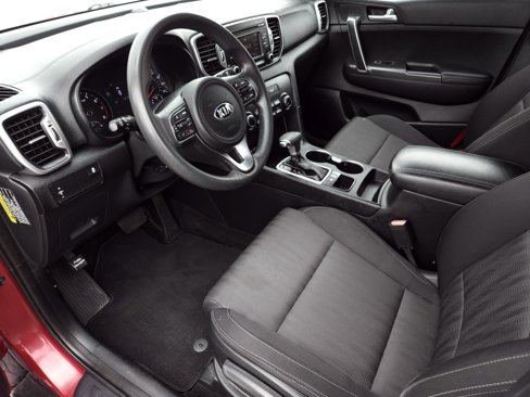 Used 2017 Kia Sportage LX image 9