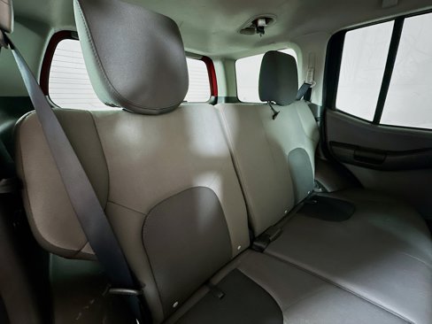 Used 2014 Nissan Xterra X image 23