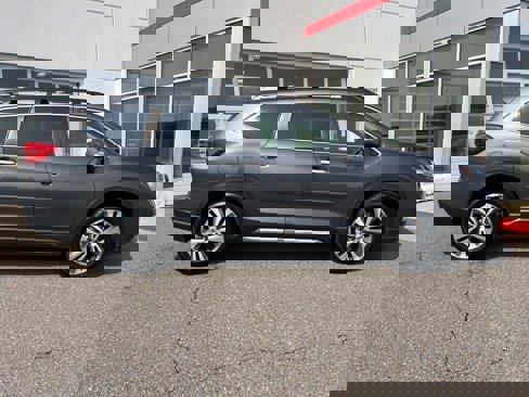Used 2022 Subaru Ascent Touring image 31