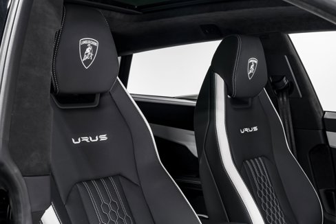 Used 2023 Lamborghini Urus S image 38