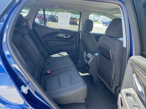 Certified 2022 GMC Terrain SLE w/ Driver Convenience Package image 30