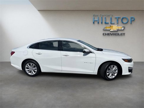 Used 2022 Chevrolet Malibu LT image 3