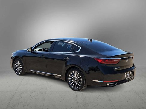 Used 2019 Kia Cadenza Premium image 6