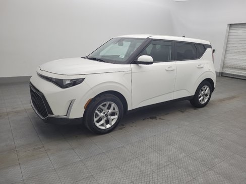 Used 2024 Kia Soul LX w/ Option Group 015 image 2